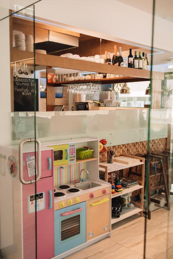 Hotel Merepargi & Cafe 4*